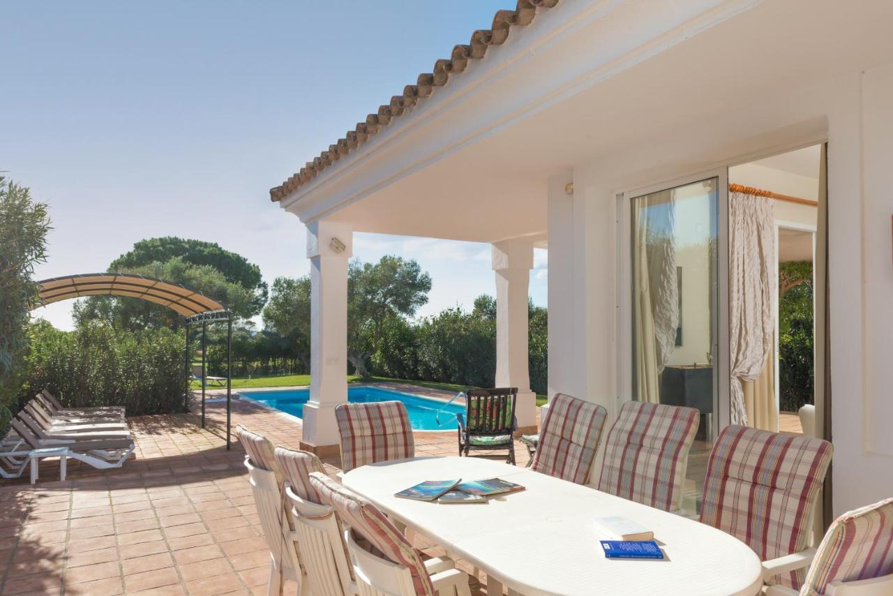 Resort Villas Andalucia Беналуп-Касас-Вієхас Екстер'єр фото