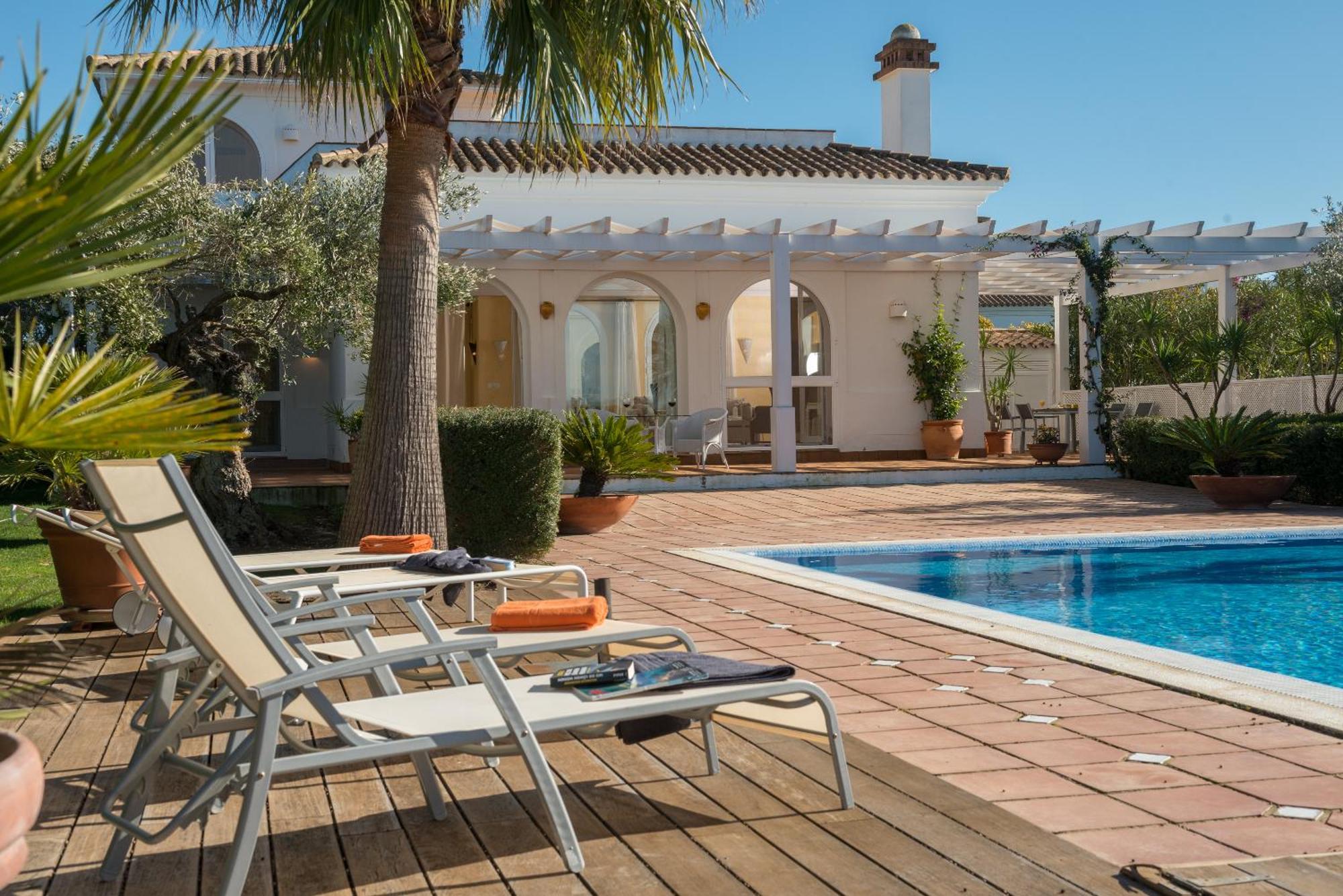 Resort Villas Andalucia Беналуп-Касас-Вієхас Номер фото