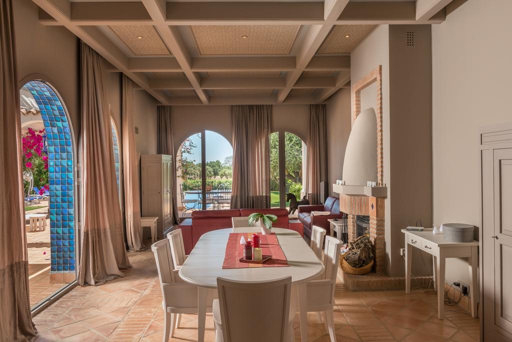Resort Villas Andalucia Беналуп-Касас-Вієхас Екстер'єр фото