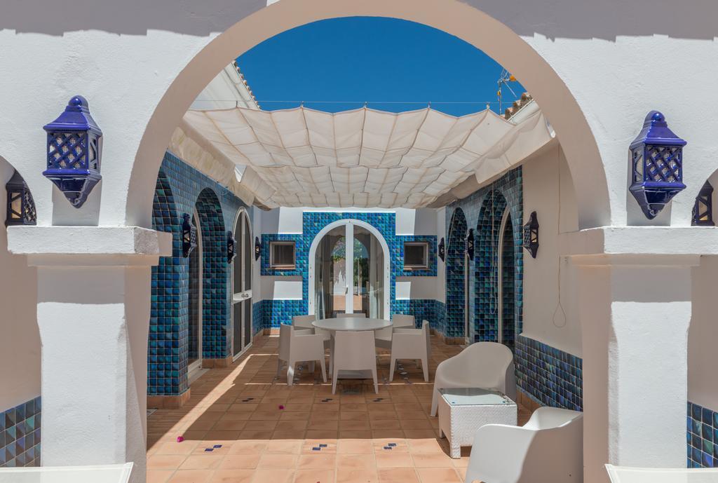 Resort Villas Andalucia Беналуп-Касас-Вієхас Екстер'єр фото